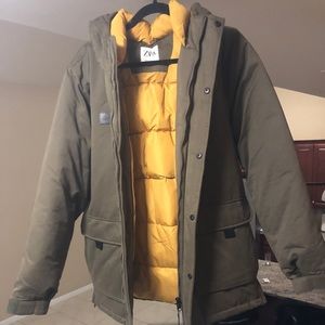 Zara Coat Olive Green. Large Men